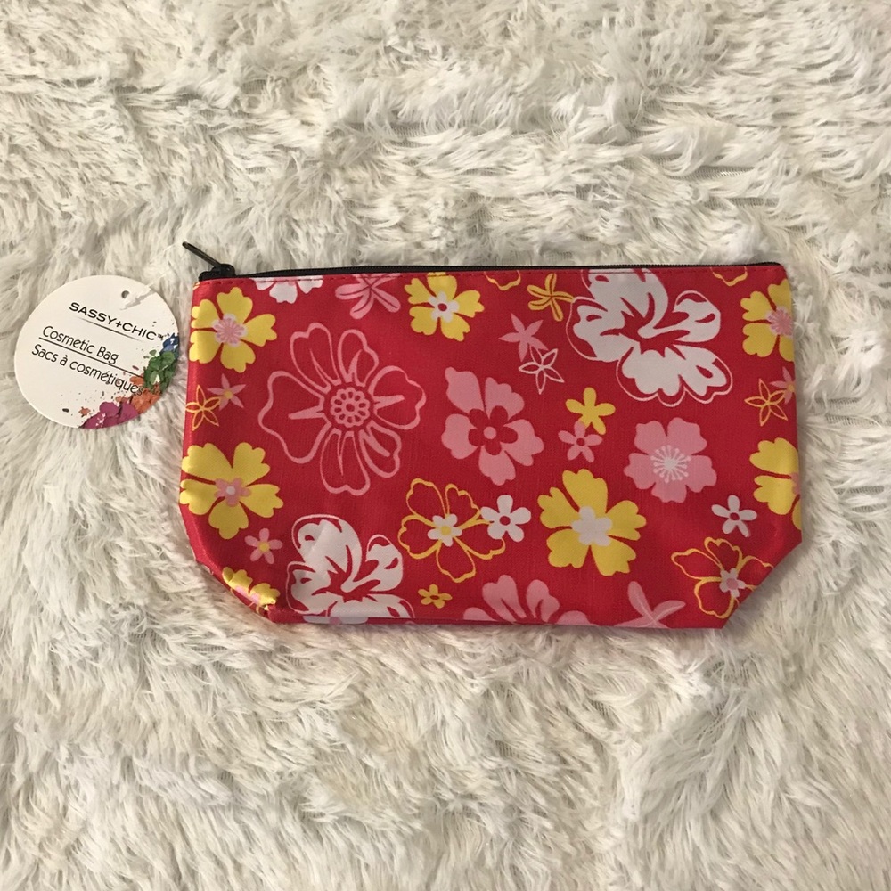 💖 Cosmetic Bag- FREE with ANY Purchase!